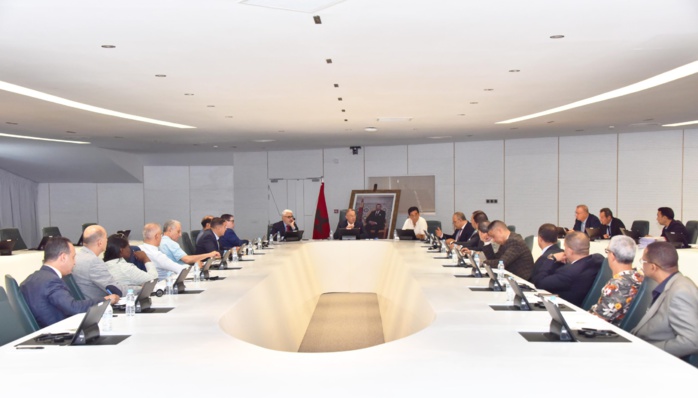 Comex de la FRMF : ‘’Un entraîneur peut s’engager avec 2 clubs différents de la même division au cours de la même saison’’ Comex de la FRMF : ‘’Un entraîneur peut s’engager avec 2 clubs différents de la même division au cours de la même saison’’