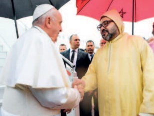 Rétro-Verso : Le règne d’un quart de siècle de l’Architecte du Maroc en mutation Rétro-Verso : Le règne d’un quart de siècle de l’Architecte du Maroc en mutation