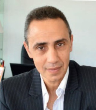 Professeur en médecine et Docteur en Économie, Pr Jaâfar Heikel a répondu à nos questions sur la crise qui sévit dans les Facultés de médecine suite au mouvement de protestation des étudiants contre le nouveau système de formation médicale. Professeur en médecine et Docteur en Économie, Pr Jaâfar Heikel a répondu à nos questions sur la crise qui sévit dans les Facultés de médecine suite au mouvement de protestation des étudiants contre le nouveau système de formation médicale.
