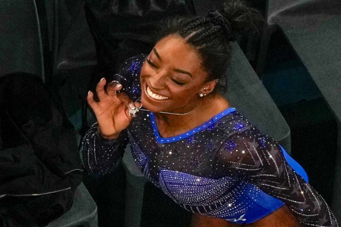 JO/Gymnastique : Simone Biles, le jour et la nuit JO/Gymnastique : Simone Biles, le jour et la nuit