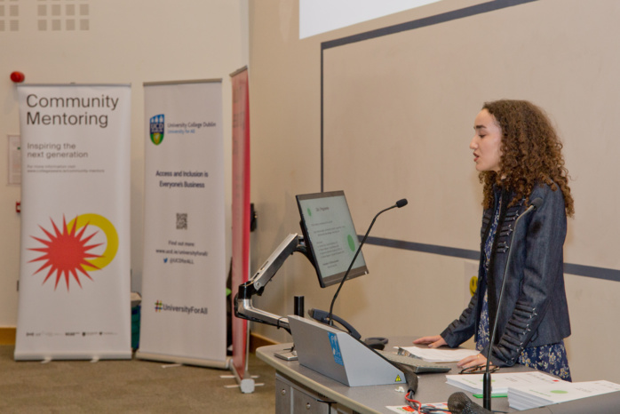 Sarah à l’une des séances du Programme Washington Irlande cet été. Sarah à l’une des séances du Programme Washington Irlande cet été.