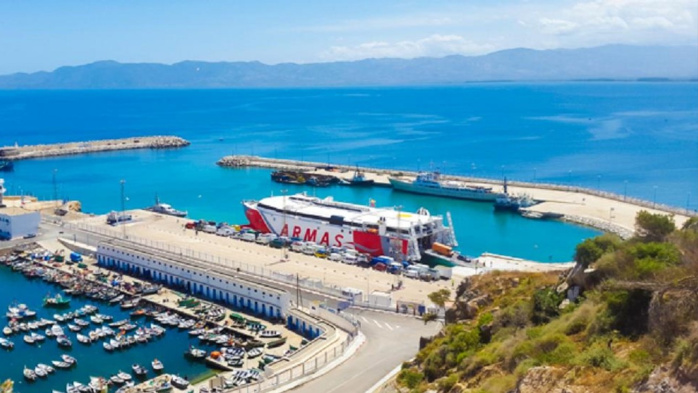 Marhaba 2024 : Plus de 30.000 MRE ont transité par le port d'Al Hoceima Marhaba 2024 : Plus de 30.000 MRE ont transité par le port d'Al Hoceima