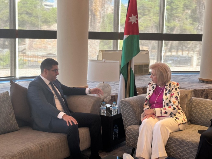 Amman: Le renforcement de la coopération culturelle au centre d'entretiens entre Bensaid et son homologue jordanienne Amman: Le renforcement de la coopération culturelle au centre d'entretiens entre Bensaid et son homologue jordanienne