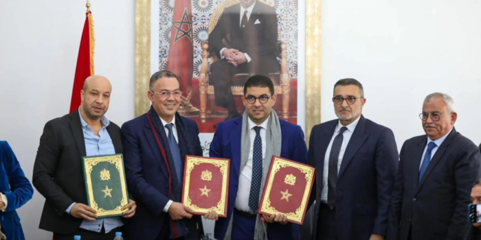 Signature d'un accord de partenariat LNFP-ANME portant sur la couverture médiatique des événements footballistiques Signature d'un accord de partenariat LNFP-ANME portant sur la couverture médiatique des événements footballistiques