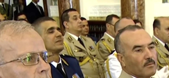 Le général Moussaoui, 3e en partant de la gauche.