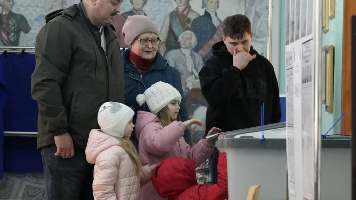 Russie : Vers l'interdiction de l'adoption d'enfants pour les pays autorisant la transition de genre Russie : Vers l'interdiction de l'adoption d'enfants pour les pays autorisant la transition de genre
