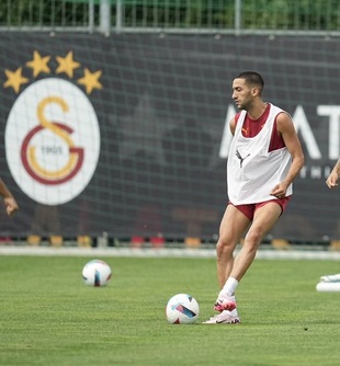 Galatasaray : Hakim Ziyech reprend l’entraînement Galatasaray : Hakim Ziyech reprend l’entraînement