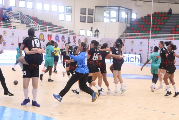 Les Tunisiennes en liesse au coup de sifflet final ! Les Tunisiennes en liesse au coup de sifflet final !