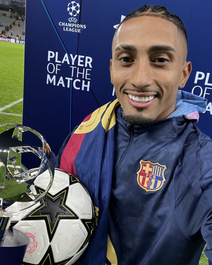 Raphinha, à l'image de ses coéquipiers était explosif mercredi soir ! Raphinha, à l'image de ses coéquipiers était explosif mercredi soir !