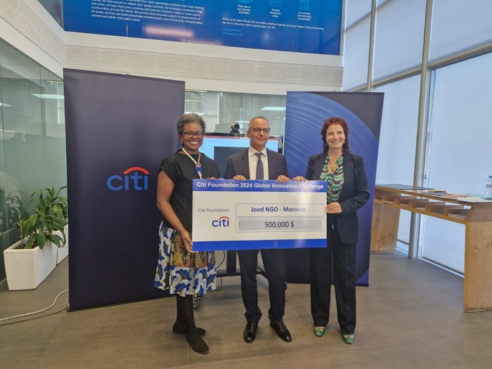 Jood reçoit un don international pour contribuer au relogement des habitants d'Al Haouz Jood reçoit un don international pour contribuer au relogement des habitants d'Al Haouz