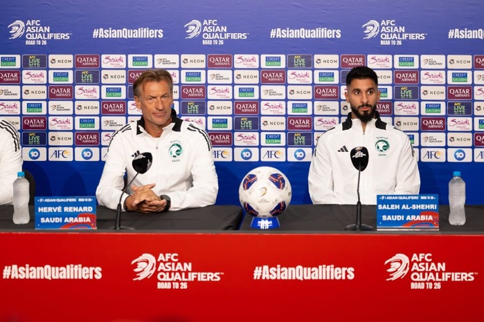 H. Renard en conf. d'avant-match. Va-t- il réussir à renverser la courbe dans l'autre sens ? H. Renard en conf. d'avant-match. Va-t- il réussir à renverser la courbe dans l'autre sens ?