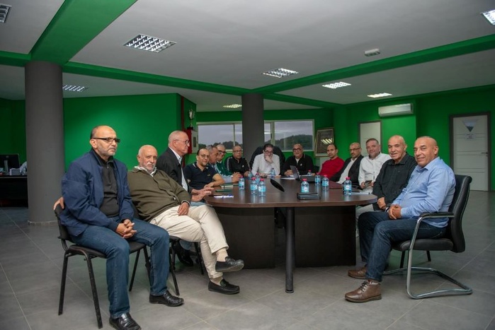 Le Comité et l'entraineur ! Le Comité et l'entraineur !