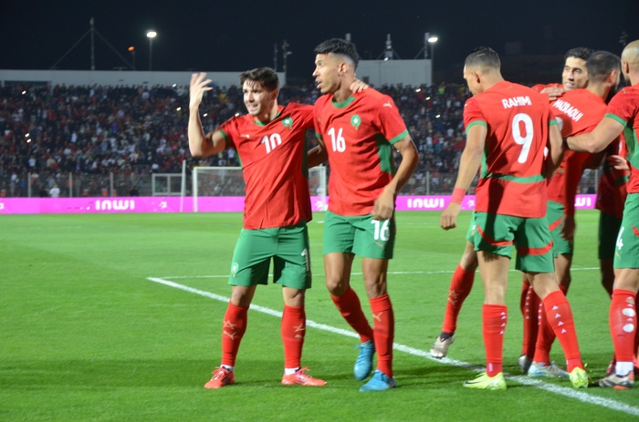 Echange émotionnel ! Photo Nidal Echange émotionnel ! Photo Nidal