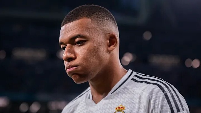 Real Madrid : La vidéo de Mbappé qui met un malaise Real Madrid : La vidéo de Mbappé qui met un malaise
