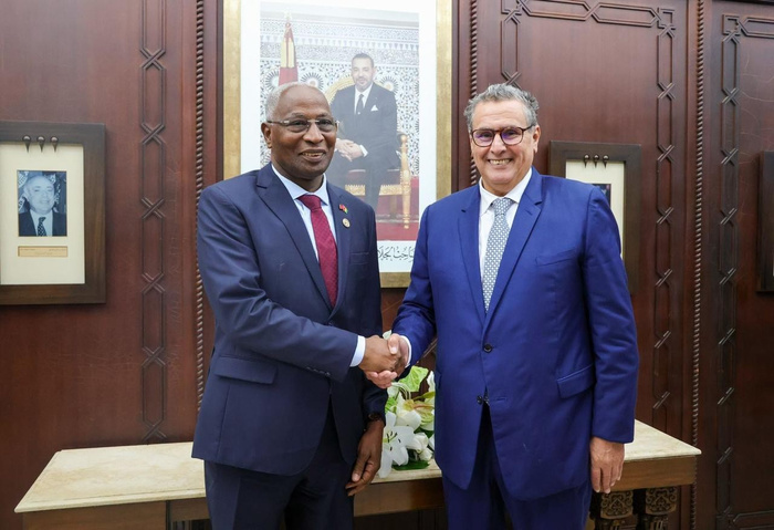 Aziz Akhannouch s’entretient avec le Premier ministre guinéen Aziz Akhannouch s’entretient avec le Premier ministre guinéen