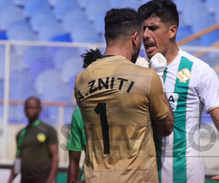 Selon le coach du Raja, le vestiaire des Verts n'est pas serein ! Selon le coach du Raja, le vestiaire des Verts n'est pas serein !