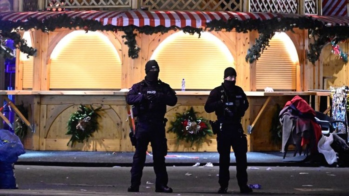Allemagne : Arrestation d’un homme qui menaçait d’attaquer un marché de Noël Allemagne : Arrestation d’un homme qui menaçait d’attaquer un marché de Noël