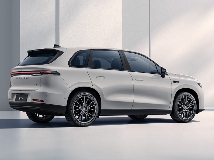 SUV familial électrique - Leapmotor C10, prêt à affronter la concurrence grâce à l’atout Stellantis ? SUV familial électrique - Leapmotor C10, prêt à affronter la concurrence grâce à l’atout Stellantis ?