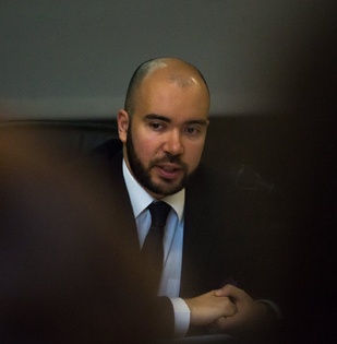 Mohammed Badine El Yattioui, Professeur d'Etudes Stratégiques au National Defence College (NDC) des Emirats Arabes Unis, a répondu à nos questions. Mohammed Badine El Yattioui, Professeur d'Etudes Stratégiques au National Defence College (NDC) des Emirats Arabes Unis, a répondu à nos questions.