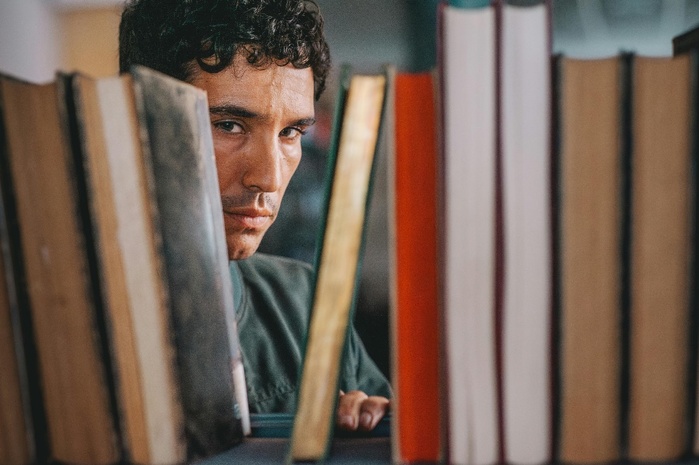 Interview-Adam Bessa : « "Who Do I Belong To ?", un film qui met le spectateur face à lui-même » Interview-Adam Bessa : « "Who Do I Belong To ?", un film qui met le spectateur face à lui-même »