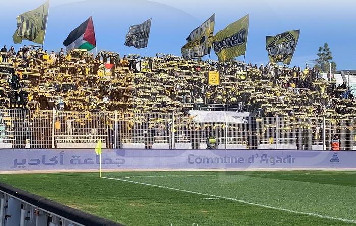 Les supporters du MAS presents en grand nombre à Berrechid ! Ce n'est pas le cas de ceux du Hassania qui boycottent les matchs du HUSA depuis qu'ils sont programmés en dehors d'Agadir Les supporters du MAS presents en grand nombre à Berrechid ! Ce n'est pas le cas de ceux du Hassania qui boycottent les matchs du HUSA depuis qu'ils sont programmés en dehors d'Agadir