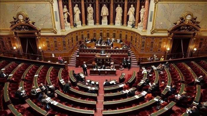 France : Suppression des avantages accordés aux anciens présidents et Premiers ministres France : Suppression des avantages accordés aux anciens présidents et Premiers ministres