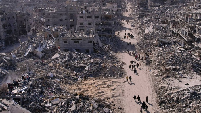 Le Hamas dénonce l'idée de Trump de déplacer les Palestiniens hors de Gaza Le Hamas dénonce l'idée de Trump de déplacer les Palestiniens hors de Gaza