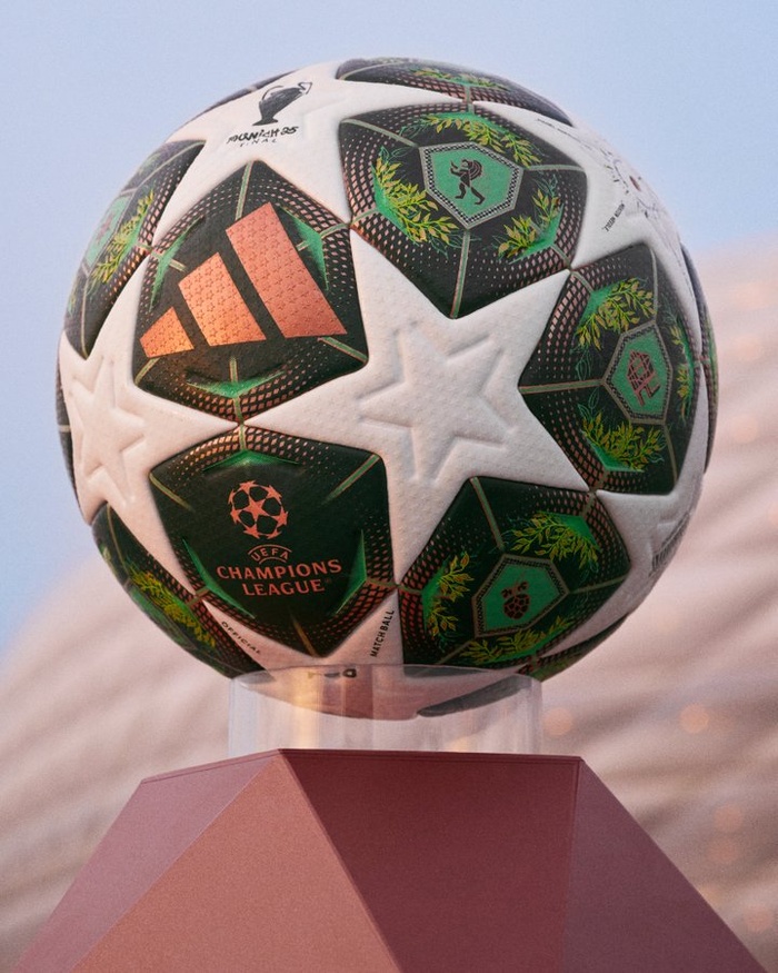 Le Ballon de la finale prévue à Munich Le Ballon de la finale prévue à Munich