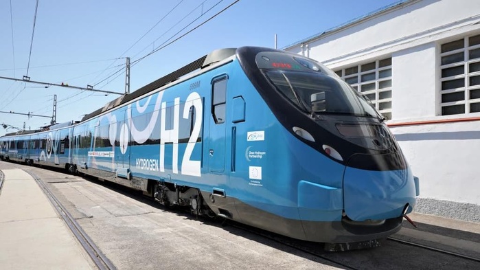 Marché des trains interurbains: l'Espagne prépare le terrain à son fleuron basque avec un crédit de 750 millions d'euros Marché des trains interurbains: l'Espagne prépare le terrain à son fleuron basque avec un crédit de 750 millions d'euros