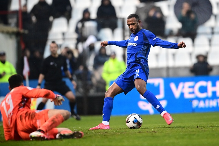 Olympiakos : El Kaabi inscrit un doublé et passe en tête du classement des meilleurs buteurs de Super League Olympiakos : El Kaabi inscrit un doublé et passe en tête du classement des meilleurs buteurs de Super League