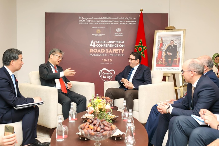 Kayouh tient une série d’entretiens axés sur le financement de la sécurité routière Kayouh tient une série d’entretiens axés sur le financement de la sécurité routière