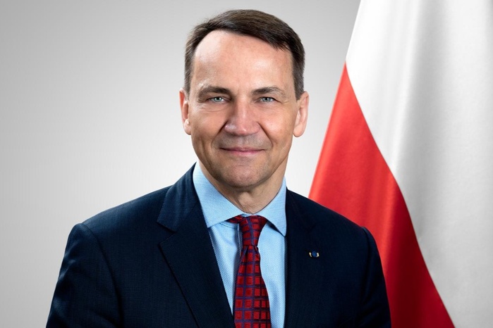 Radosław Sikorski, ministre polonais des Affaires étrangères. Radosław Sikorski, ministre polonais des Affaires étrangères.