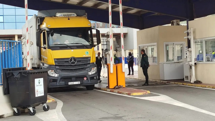 Douane commerciale : Sebta accueille sa première cargaison de poisson marocain Douane commerciale : Sebta accueille sa première cargaison de poisson marocain