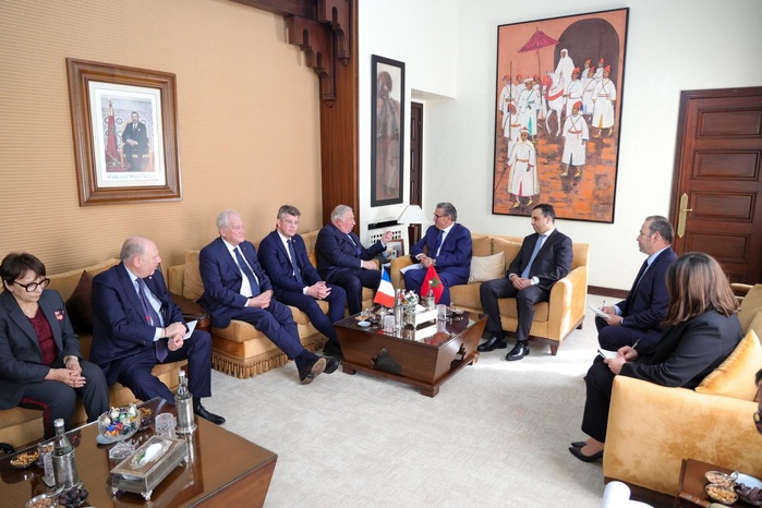 Gérard Larcher reçu par le Chef du gouvernement avant son déplacement vers le Sahara Gérard Larcher reçu par le Chef du gouvernement avant son déplacement vers le Sahara