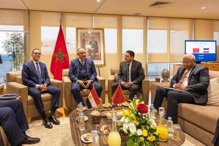 77% du commerce extérieur du Maroc se fait dans le cadre des accords de libre-échange. 77% du commerce extérieur du Maroc se fait dans le cadre des accords de libre-échange.