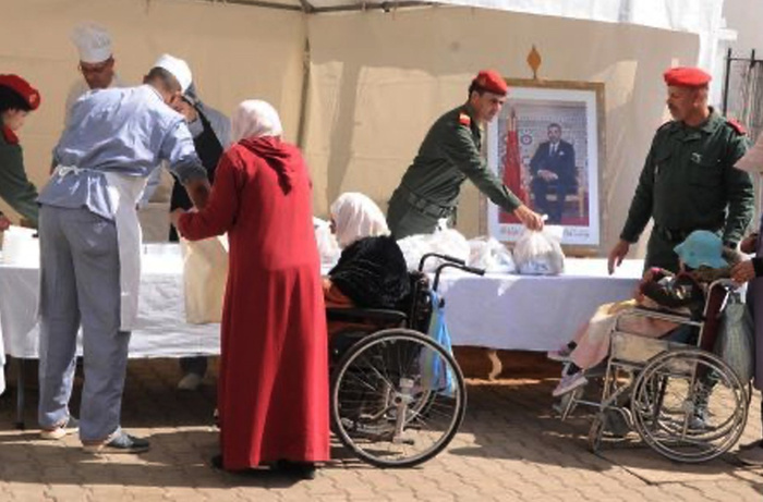 Opération "Iftar Ramadan 1446-2025" : la Garde Royale organise la distribution de 5.000 repas du Ftour quotidiennement Opération "Iftar Ramadan 1446-2025" : la Garde Royale organise la distribution de 5.000 repas du Ftour quotidiennement