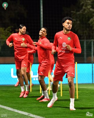Equipe nationale: Les Lions s’activent au Complexe Mohammed VI de Football avant de s’envoler pour Oujda ce jeudi Equipe nationale: Les Lions s’activent au Complexe Mohammed VI de Football avant de s’envoler pour Oujda ce jeudi