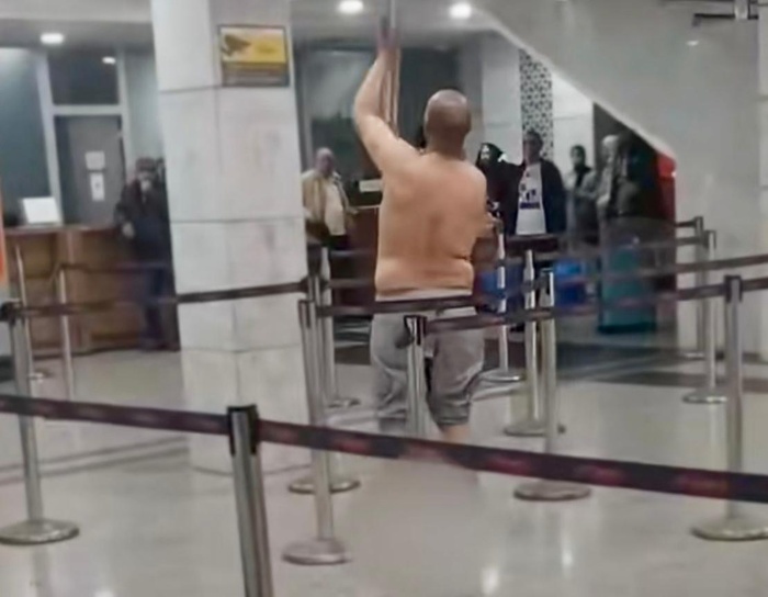 Gare de Rabat-Ville : Un homme hystérique sème la panique Gare de Rabat-Ville : Un homme hystérique sème la panique