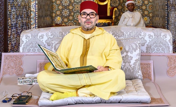 SM le Roi préside une veillée religieuse en commémoration de Laylat Al-Qadr bénie SM le Roi préside une veillée religieuse en commémoration de Laylat Al-Qadr bénie