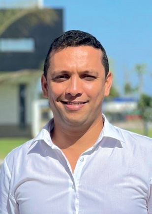 El Mehdi Ferrouhi, Economiste, Professeur à l’Université Ibn Tofail El Mehdi Ferrouhi, Economiste, Professeur à l’Université Ibn Tofail