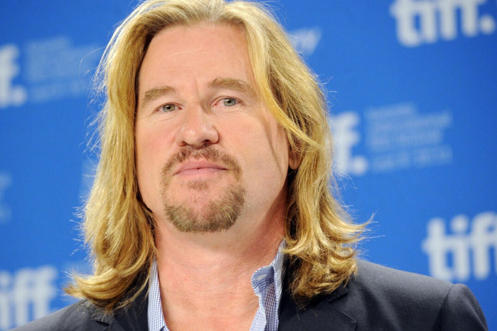 Mort à 65 ans de Val Kilmer, anti-héros hollywoodien de "Top Gun" aux "Doors" Mort à 65 ans de Val Kilmer, anti-héros hollywoodien de "Top Gun" aux "Doors"