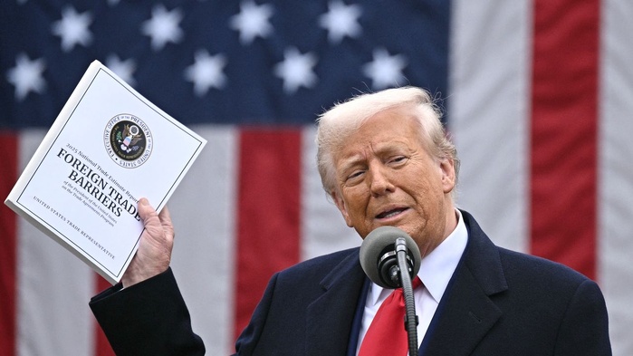 Donald Trump a instauré un tarif douanier universel, applicable à tous les pays. Donald Trump a instauré un tarif douanier universel, applicable à tous les pays.