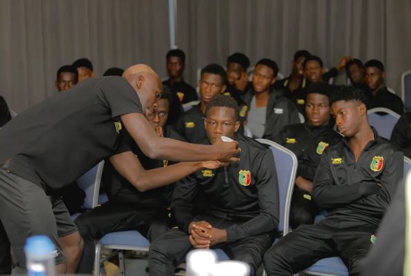 CAN U17 / Dopage: Campagne de sensibilisation de la CAF et de l'Agence Marocaine Anti-Dopage (AMAD) auprès des différentes équipes nationales CAN U17 / Dopage: Campagne de sensibilisation de la CAF et de l'Agence Marocaine Anti-Dopage (AMAD) auprès des différentes équipes nationales