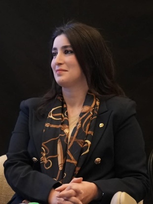 Interview avec Samya El Mousti : « Nous faisons front pour éviter l’abandon des enfants sinistrés » Interview avec Samya El Mousti : « Nous faisons front pour éviter l’abandon des enfants sinistrés »