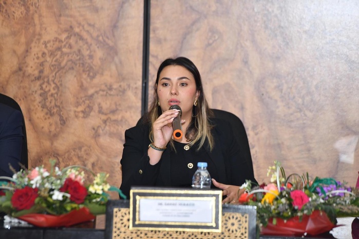 Dr Sanae OUAAZIZ, Phd, Experte en stratégie, gouvernance et transformation Dr Sanae OUAAZIZ, Phd, Experte en stratégie, gouvernance et transformation