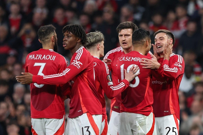 Ligue Europa : Les coéquipiers de Noussair Mazraoui à Manchester United renversent l’Olympique Lyonnais au terme d’un match épique Ligue Europa : Les coéquipiers de Noussair Mazraoui à Manchester United renversent l’Olympique Lyonnais au terme d’un match épique