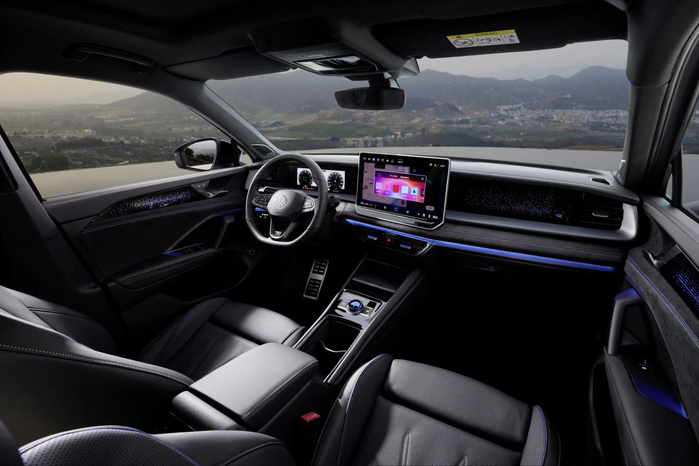 SUV - Volkswagen Tayron eHybrid, discipliné et appliqué SUV - Volkswagen Tayron eHybrid, discipliné et appliqué