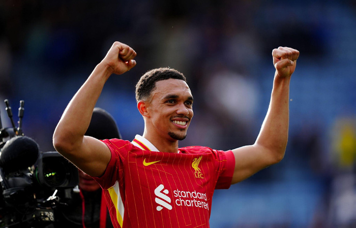 Premier League : Liverpool s'approche de son 20e titre de champion, Leicester City relégué Premier League : Liverpool s'approche de son 20e titre de champion, Leicester City relégué