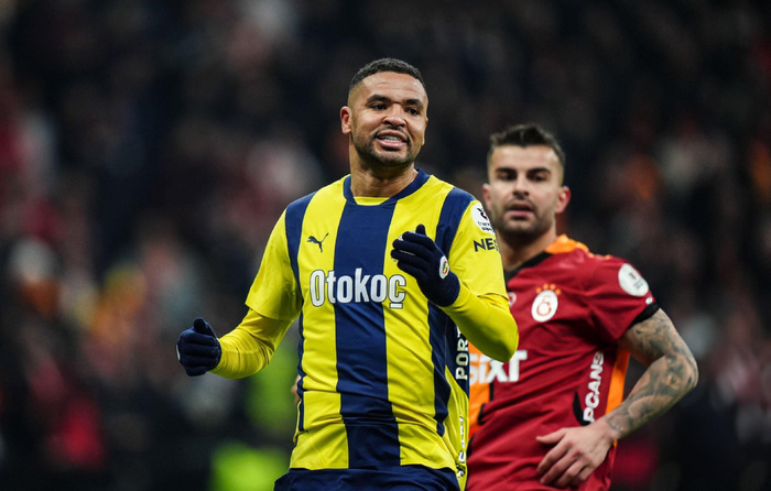 Sous le feu des critiques, En-Nesyri prépare son départ de Fenerbahçe Sous le feu des critiques, En-Nesyri prépare son départ de Fenerbahçe