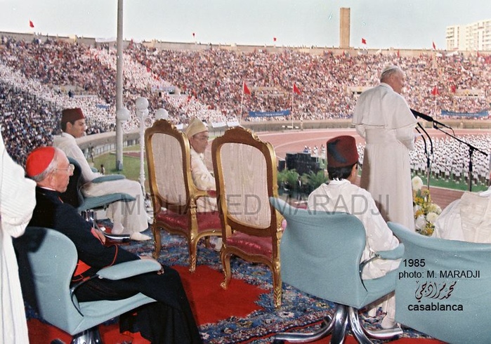 Rétro-Verso : La longue Histoire des Rois du Maroc avec les Papes Rétro-Verso : La longue Histoire des Rois du Maroc avec les Papes